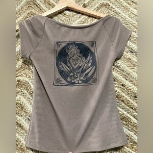Urban Outfitters Kimchi Blue Women's Goddess Brown Graphic Tee,Size L,NWT
